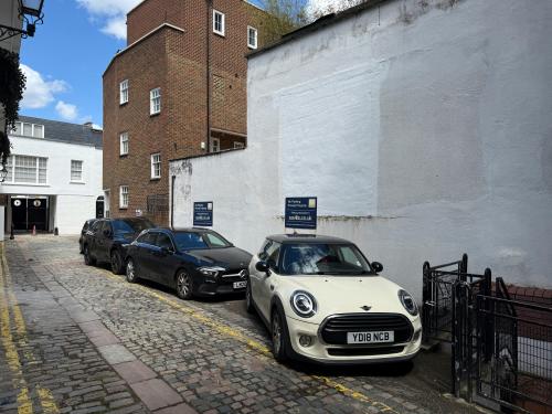 188 Brompton Road, Knightsbridge, London, SW3