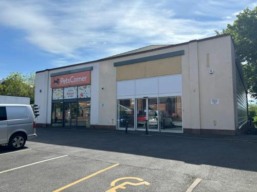 Unit 2, Salisbury Road Retail Centre, Blandford Forum, DT11