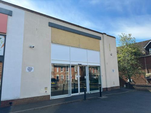 Unit 2, Salisbury Road Retail Centre, Blandford Forum, DT11
