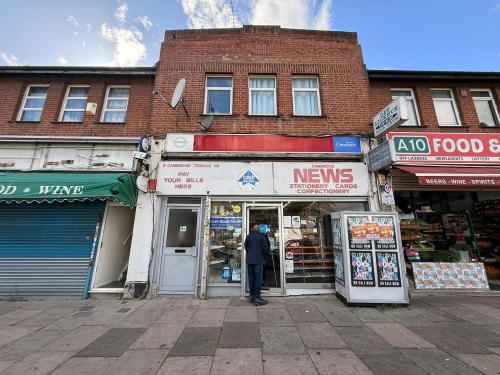 5 Cambridge Terrace, Lower Edmonton, London, N9
