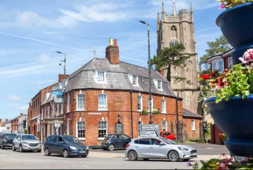 42 Market Place, Devizes, SN10