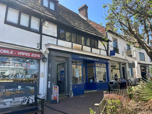 4A High Street, East Grinstead, RH19
