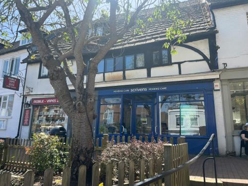 4A High Street, East Grinstead, RH19