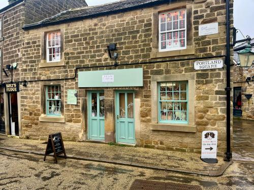 Unit 8, Portland Square Shopping Centre, Water Street, Bakewell, DE45