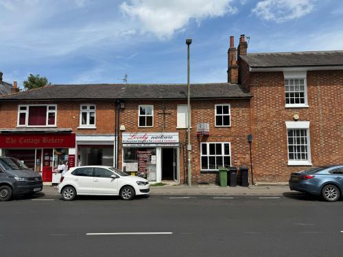 29 & 29a Upper High Street, Thame, OX9
