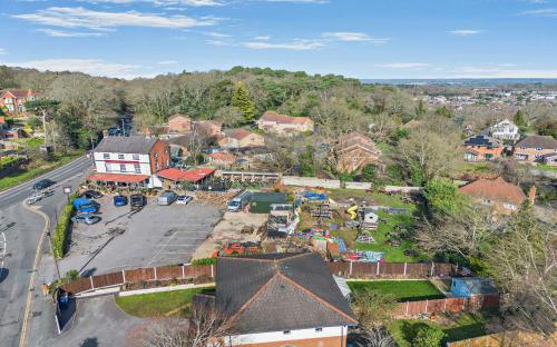 172 Farnborough Road, Land to the side of the Royal Arms, Farnham, GU9