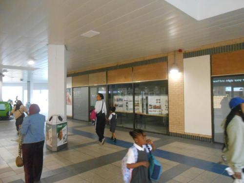 Unit 13c, Riverside Shopping Centre, Erith, DA8