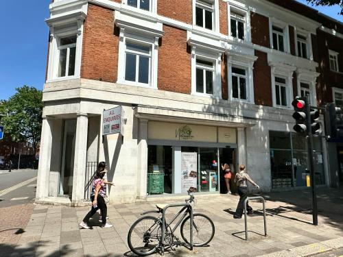 308-312 Chiswick High Road, Chiswick, London, W4