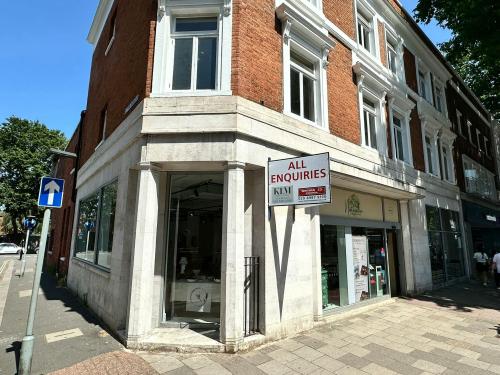 308-312 Chiswick High Road, Chiswick, London, W4