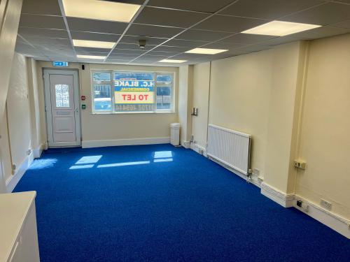58 Station Lane, Hornchurch, RM12