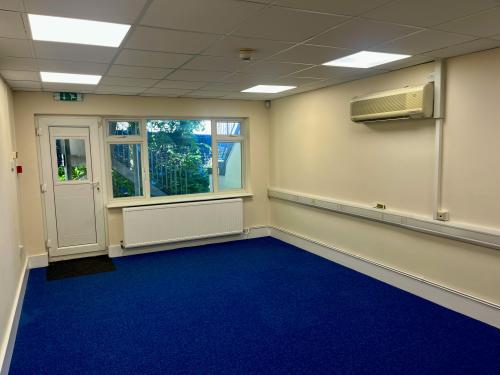 58 Station Lane, Hornchurch, RM12