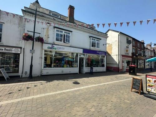 13-13a Queen Street, Haverhill, CB9