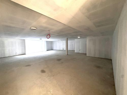 Unit 3 Mann's House, 101 High Street, Cranleigh, GU6