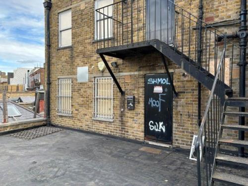 233 Kentish Town Road, Kentish Town, London, NW5