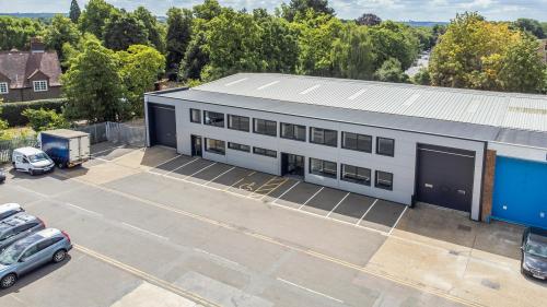 Unit 17, Brick Knoll Park, St Albans, AL1