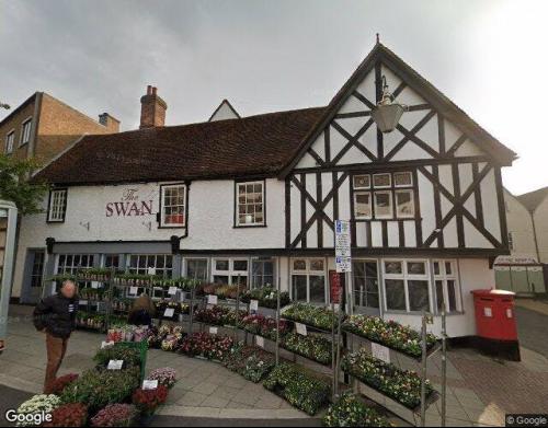 The Swan, Colchester, 22-24 Bank Street, Braintree, CM7
