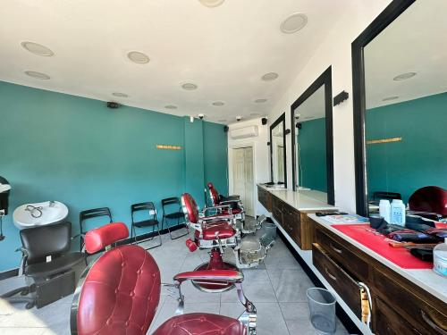 1 Keith Grove, Shepherds Bush, London, W12