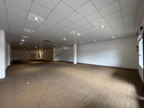 Unit 5, Dukes Walk, Waterlooville, PO7