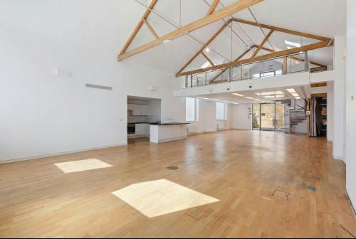 54B Downham Road, De Beauvoir Town, London, N1