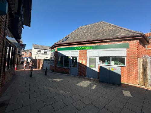 4 Stirling Walk, The Hundred, Romsey, SO51