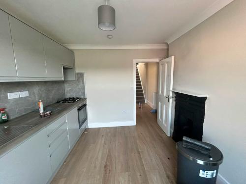 14 & 14a Station Road, Chingford, London, E4