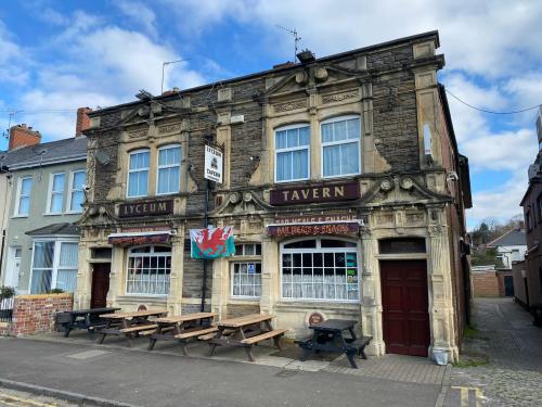 Lyceum Tavern, 110 Malpas Road, Newport, NP20