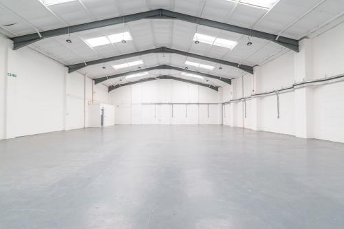 Unit 4, Deacon Industrial Estate, Lamberts Road, Tunbridge Wells, TN2