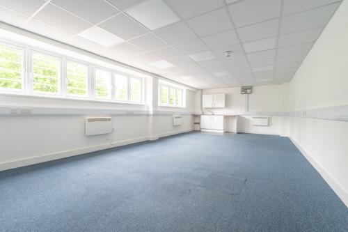 Unit 4, Deacon Industrial Estate, Lamberts Road, Tunbridge Wells, TN2