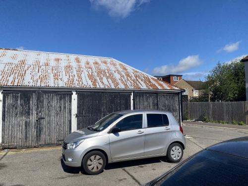 Garages At 1-21 Tudor Road, Hayes, UB3
