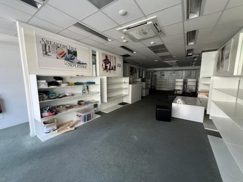16 Market Place, Blandford Forum, DT11