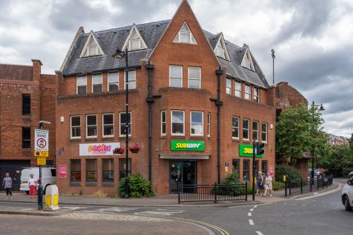 Winchcombe House, 123-126 Bartholomew Street, Newbury, RG14
