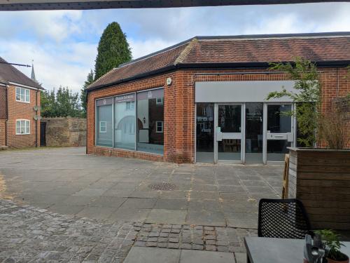 Unit 5 Angel Court, Godalming, GU7