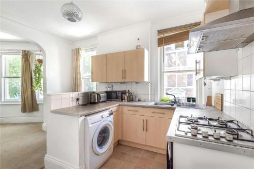 280 West End Lane, West Hampstead, London, NW6