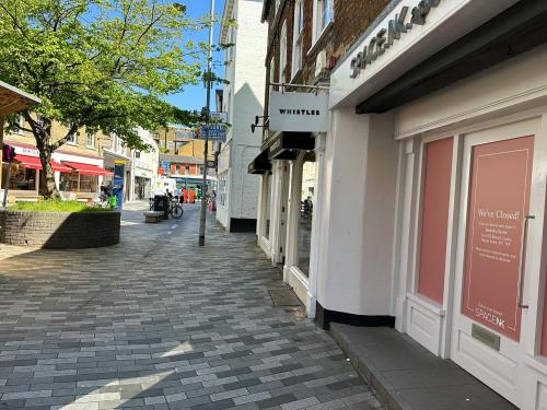 Unit 2, 2 Church Street, Kingston upon Thames, KT1