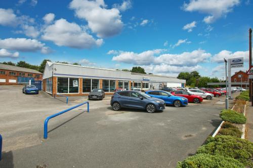 75-79 Aberford Road, Oulton, Leeds, LS26