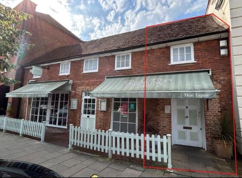 22 London End, Beaconsfield, HP9