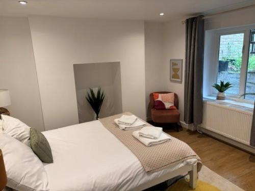128 Kentish Town Road, Camden, London, NW1