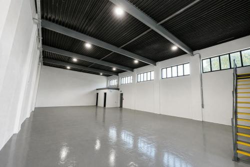 Unit 2, Guinness Trading Estate, Guinness Road, Trafford Park, Manchester, M17