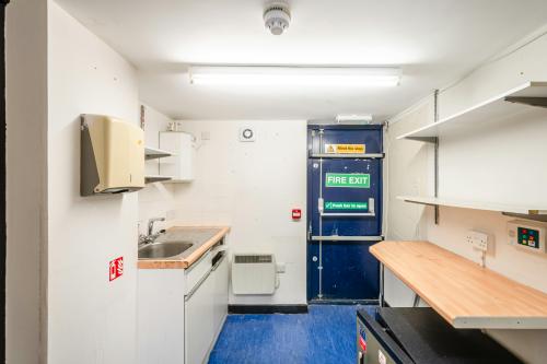 222B Haggerston Road, Haggerston, London, E8