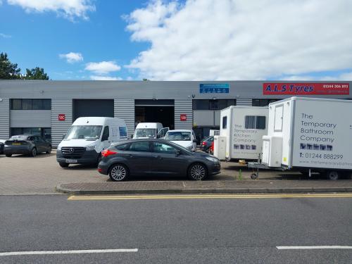 Unit 12b, The Western Centre, Western Road, Bracknell, RG12
