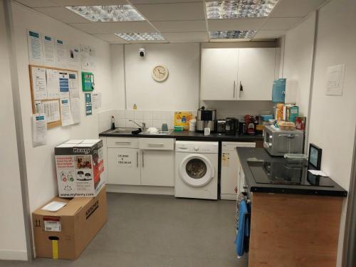 Unit 12b, The Western Centre, Western Road, Bracknell, RG12