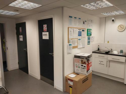 Unit 12b, The Western Centre, Western Road, Bracknell, RG12