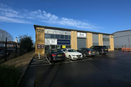 Unit 128, Clock Tower Industrial Estate, Clock Tower Road, Isleworth, TW7