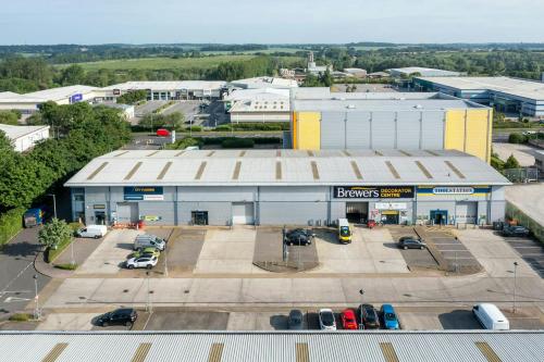 Unit 2 & 2A, Dukes Park, Harlow, CM20