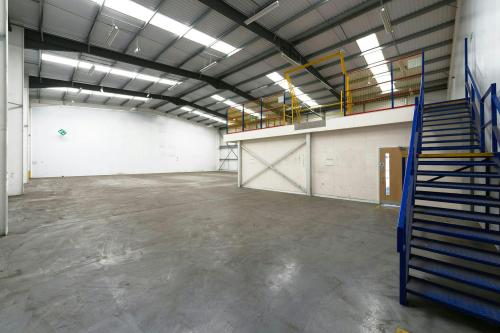 Unit 2 & 2A, Dukes Park, Harlow, CM20