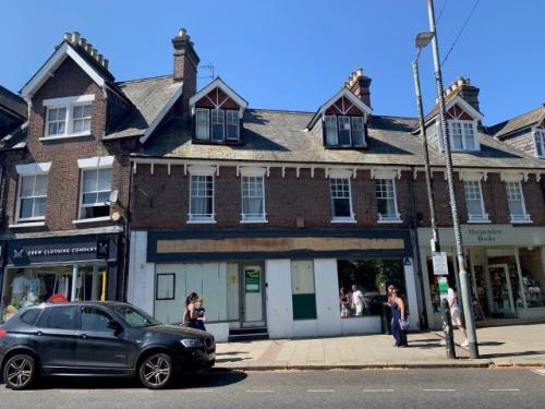 46 High Street, Harpenden, AL5