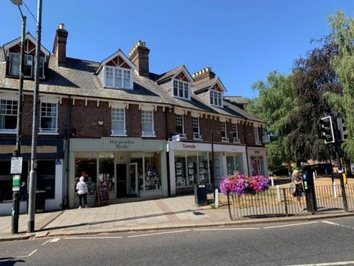 46 High Street, Harpenden, AL5