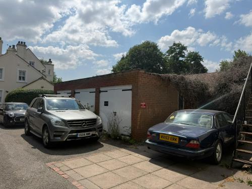 31 High Street, Cookham, SL6