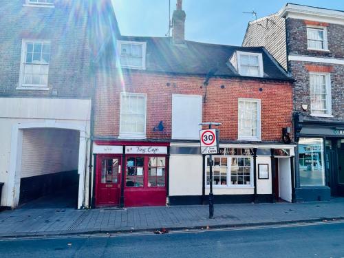 15 The Broadway, Newbury, RG14