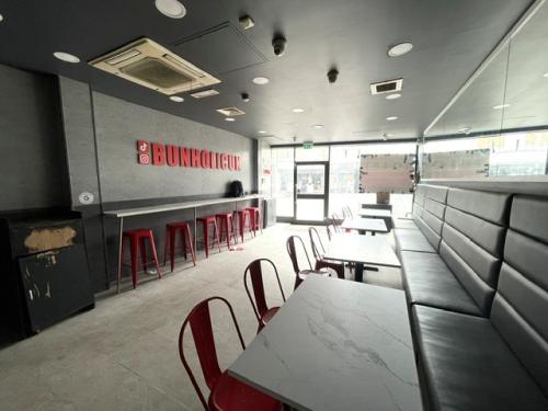 718 Holloway Road, Archway, London, N19